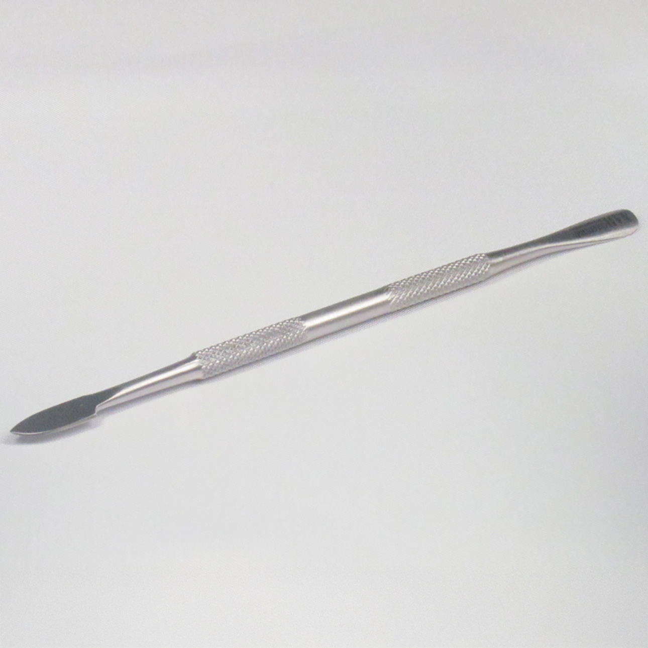 Pusher with knife
